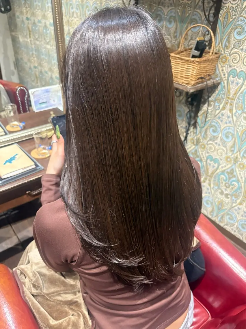 セミロング パーマ レイヤーカット 酸性ストレート ストレートパーマ カット 縮毛矯正 トリートメント なぎさ 🎀 / 透明感カラー/心斎橋のヘアスタイル
