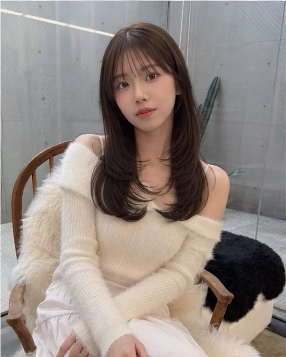 セミロング ハッシュカット 韓国風ヘア レイヤーカット トリートメント カット pia 薬院のヘアスタイル