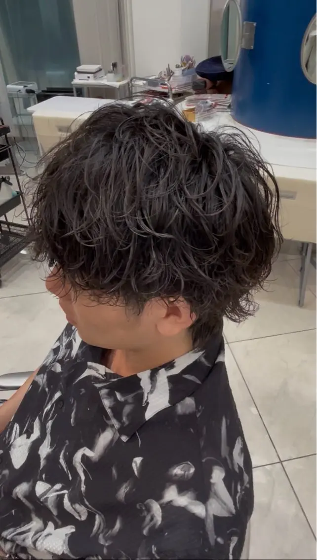 ショート パーマ メンズ カット パーマ トリートメント メンズパーマ特化 真栄平有希のヘアスタイル