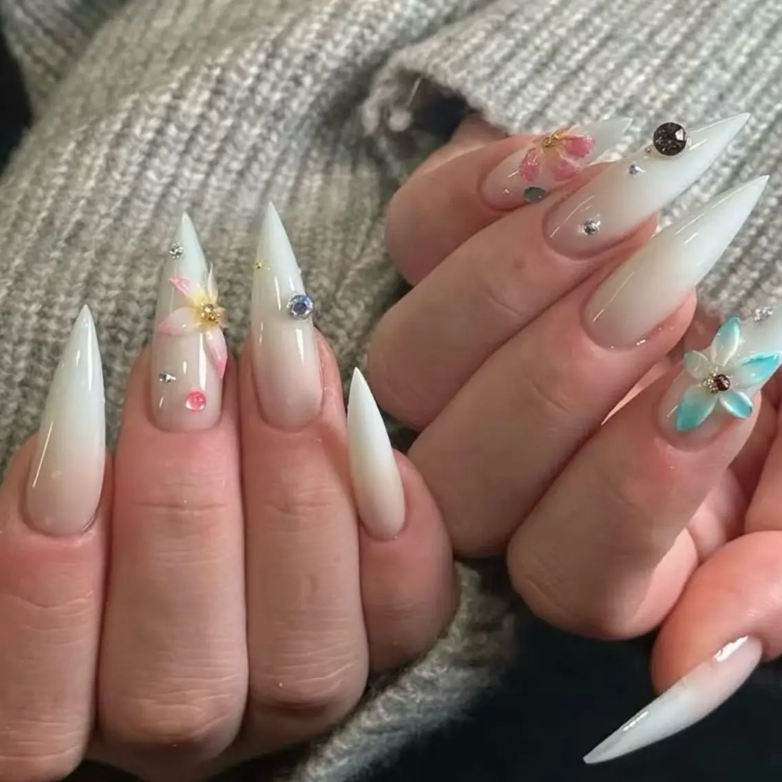 ネイル チークネイル ドット フレンチネイル 韓国ネイル レース Kawaii _Nailのネイルデザイン