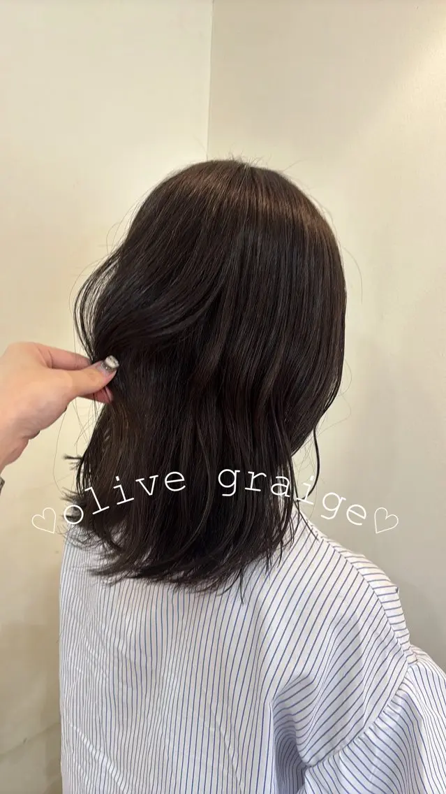 ミディアム カラー 黒髪 ケアカラー ダブルカラー カット ヘアカラー トリートメント 🍒桜井 優華🍒のヘアスタイル