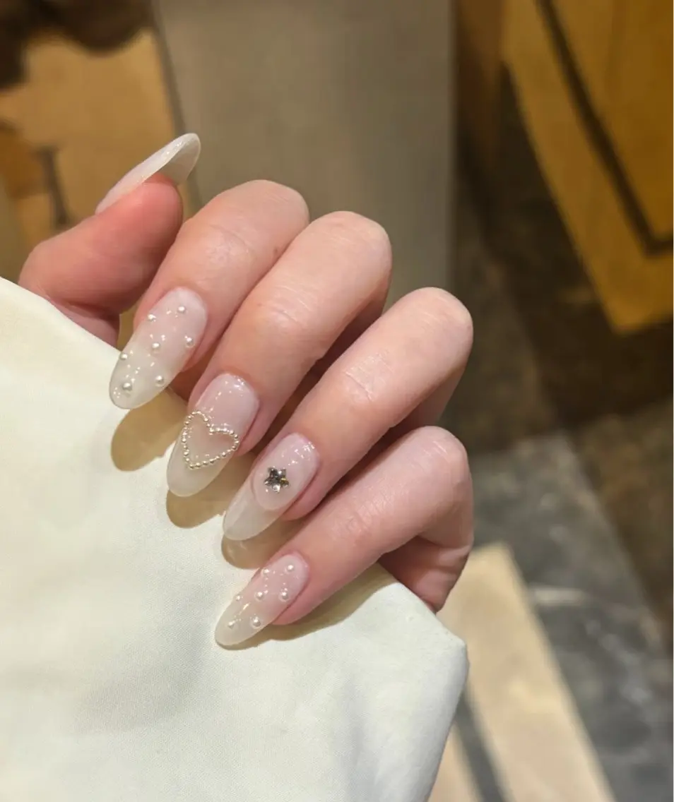 ネイル アートネイル オーロラネイル チークネイル 長さ出し フットネイル ハンドネイル Blossom nail_研修のネイルデザイン