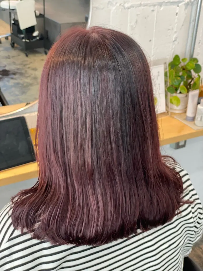 セミロング カラー ブリーチ ブリーチなしカラー レッドカラー 透明感カラー さきのヘアスタイル