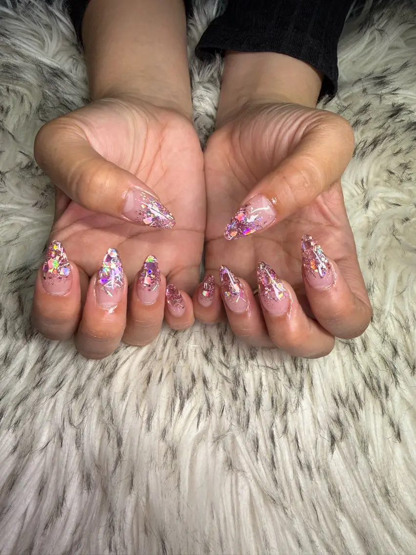 ネイル グラデーション ラメ(グリッター) ラメグラデーション ピンク スカルプネイル NAIL FOCUS MAMIAのネイルデザイン