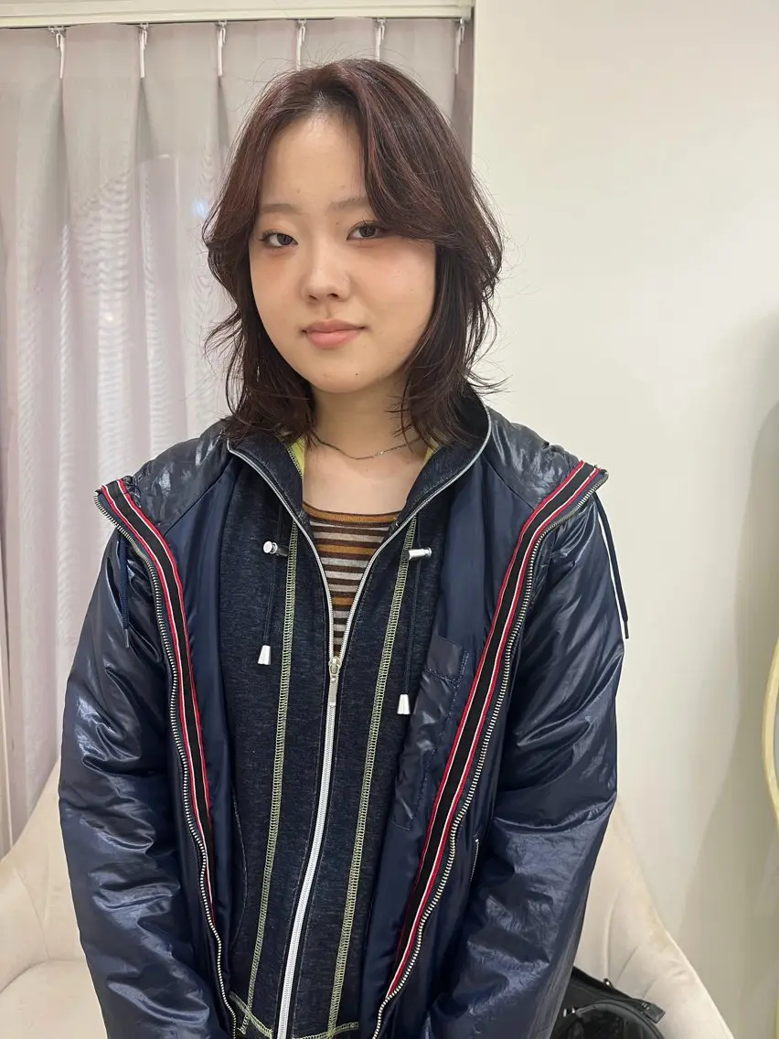 ミディアム カラー カット ヘアカラー トリートメント 松村 澪里のヘアスタイル