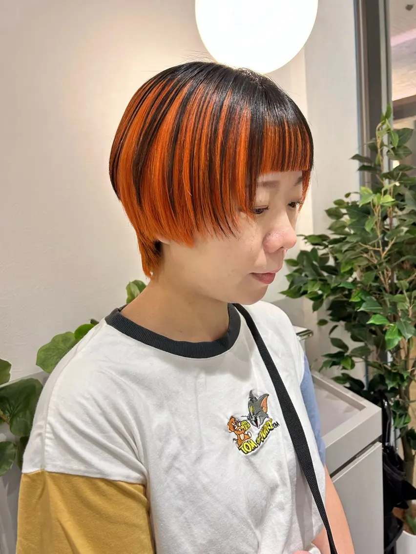 ショート カラー 薄田 珠美のヘアスタイル