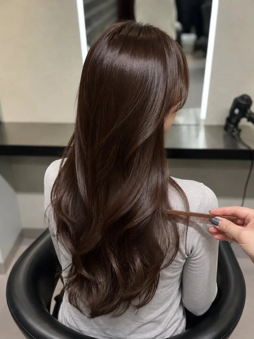 ミディアム カラー ブラウンカラー トリートメント 🌈ウルトワ水素 髪質改善naru🌈のヘアスタイル