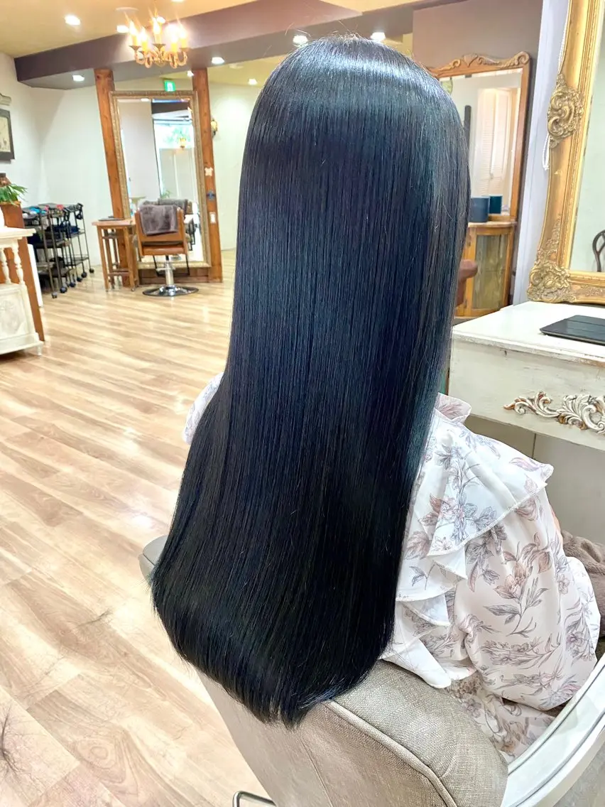 ロング ロング カット 縮毛矯正 トリートメント 東田 恋のヘアスタイル