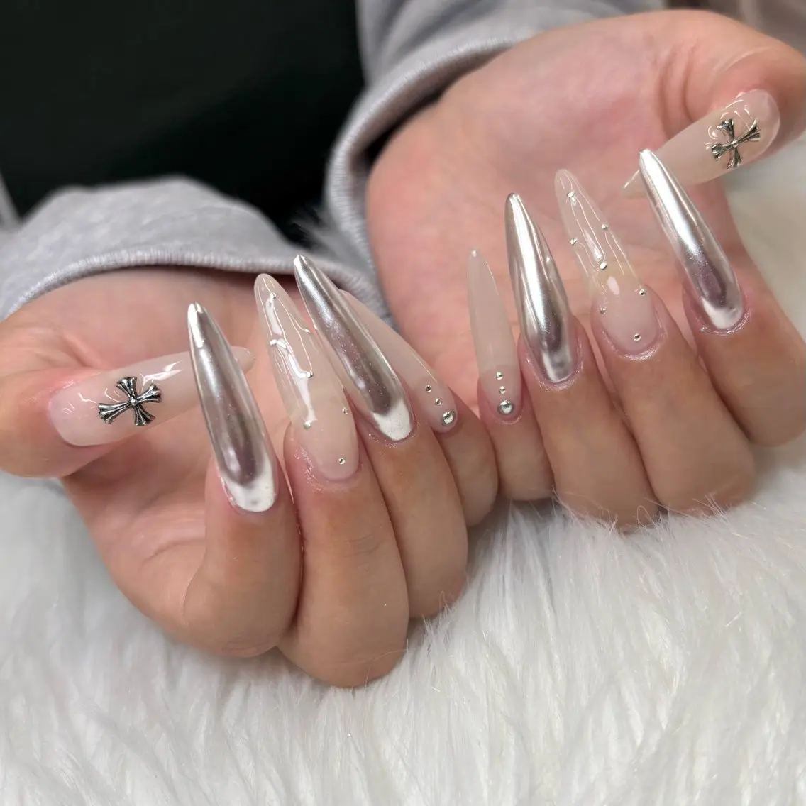ネイル ハンドネイル NAIL atre SAIKAのネイルデザイン