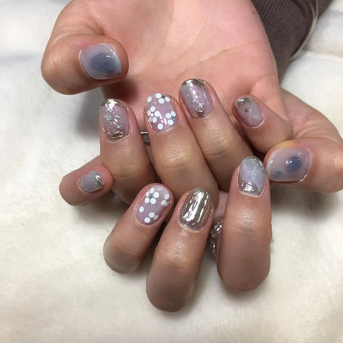 ネイル 卒業式 ハンドネイル nails 🎀meのネイルデザイン