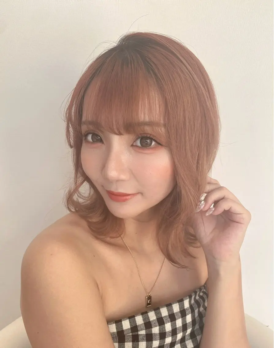 ミディアム カット ヘアカラー トリートメント ヘッドスパ Ze sealのヘアスタイル