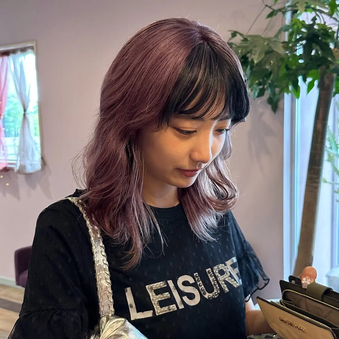 ミディアム カラー 柔らかいbeige ￤韓国￤🩰マユ🩰のヘアスタイル