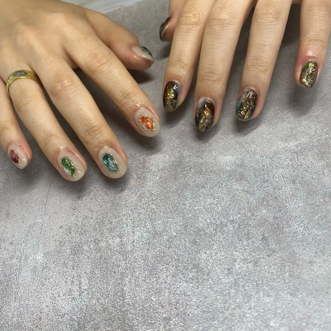 ミディアム ハンドネイル nailst MIKUのネイルデザイン
