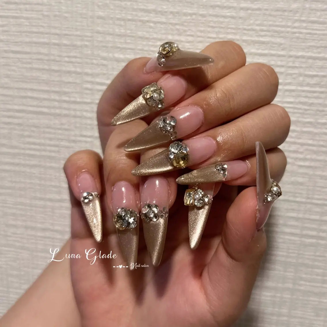 ネイル ハンドネイル Luna Gladeのネイルデザイン