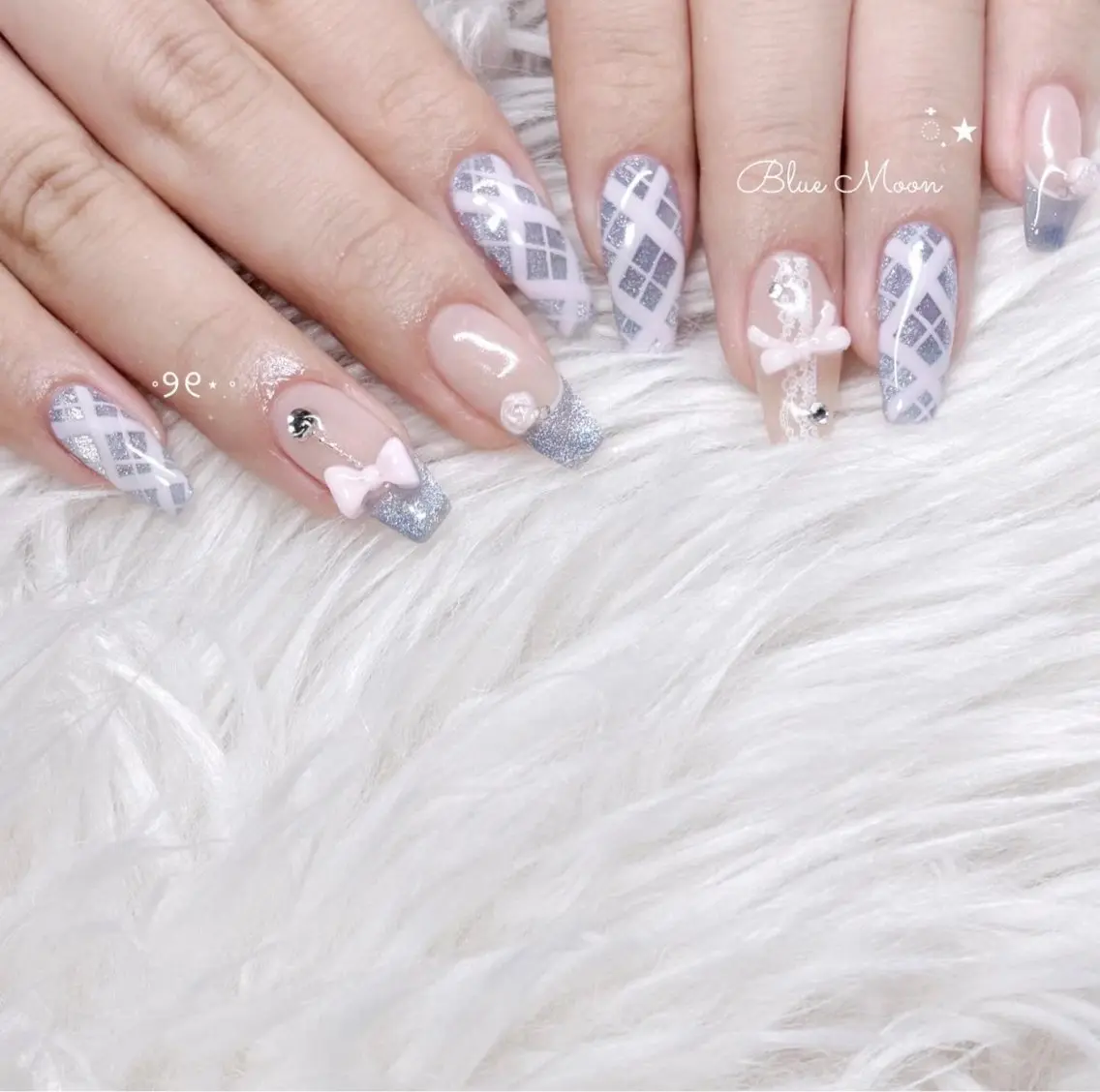 ネイル リボン ハンドネイル フットネイル ハンドケア nail salon Blue Moonのネイルデザイン