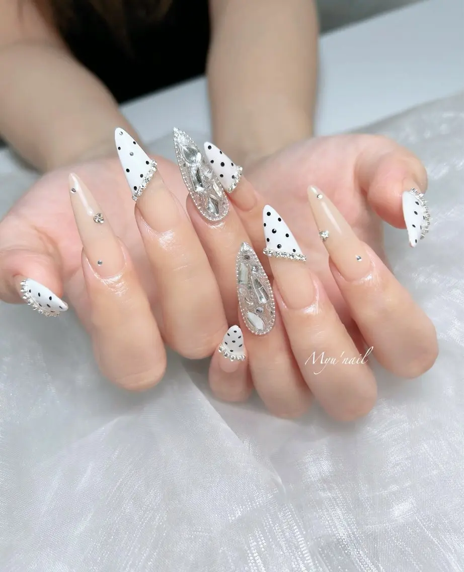 ネイル ハンドネイル Myu'nail Mikuのネイルデザイン