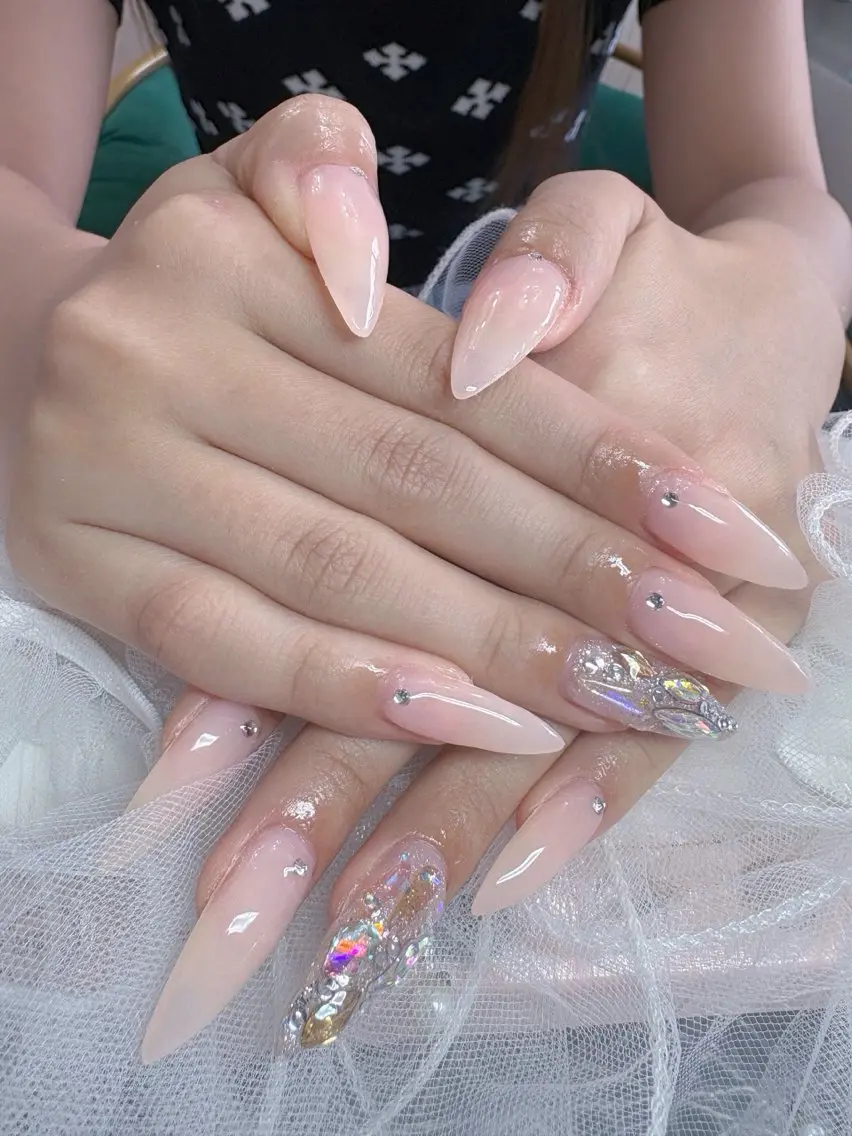 ネイル L’eclat Nailのネイルデザイン