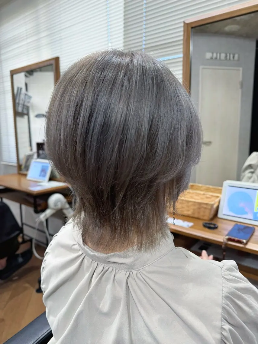 ミディアム カラー シルバー ウルフカット カット ヘアカラー ✨ハイトーン カラー福岡拓也✨のヘアスタイル