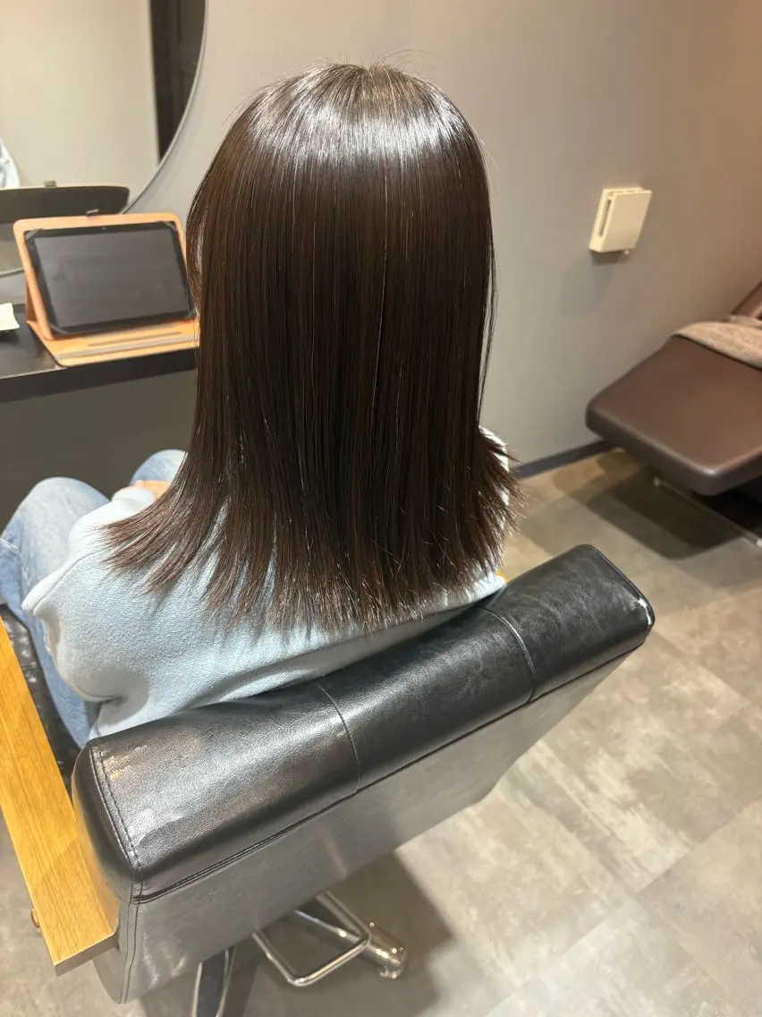 ミディアム カット 縮毛矯正 小堀 いぶきのヘアスタイル