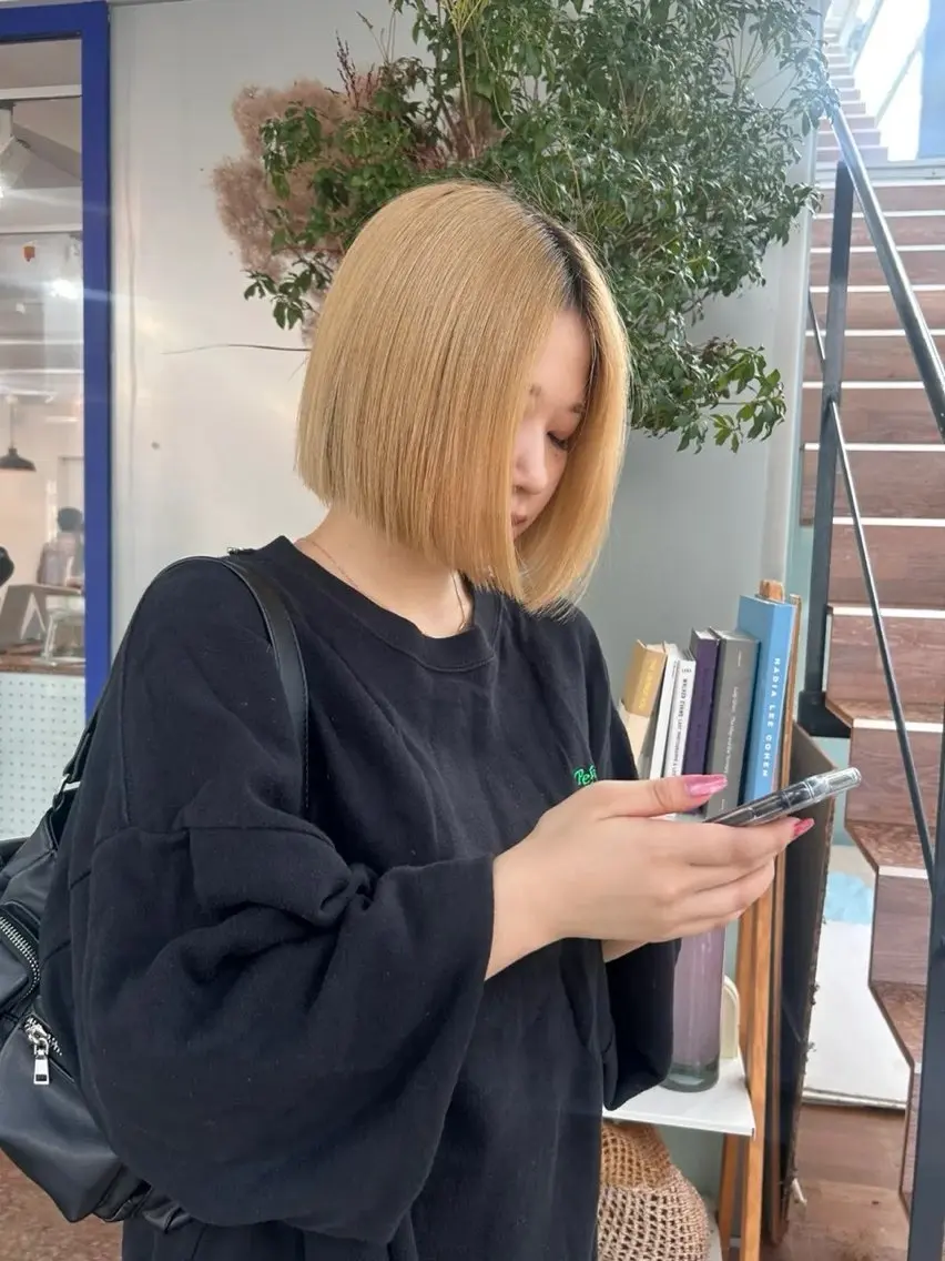 かがやしづ ⭐️カラーモデルのヘアスタイル