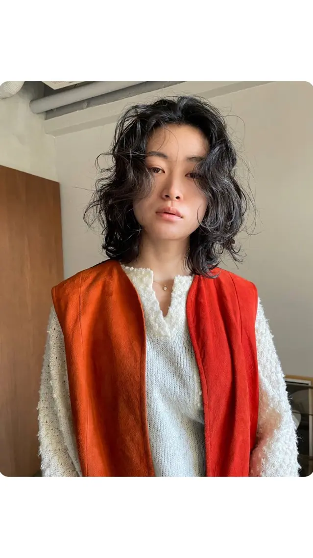 ミディアム ミディアムパーマ レイヤーカット カット パーマ トリートメント 森田 博樹のヘアスタイル