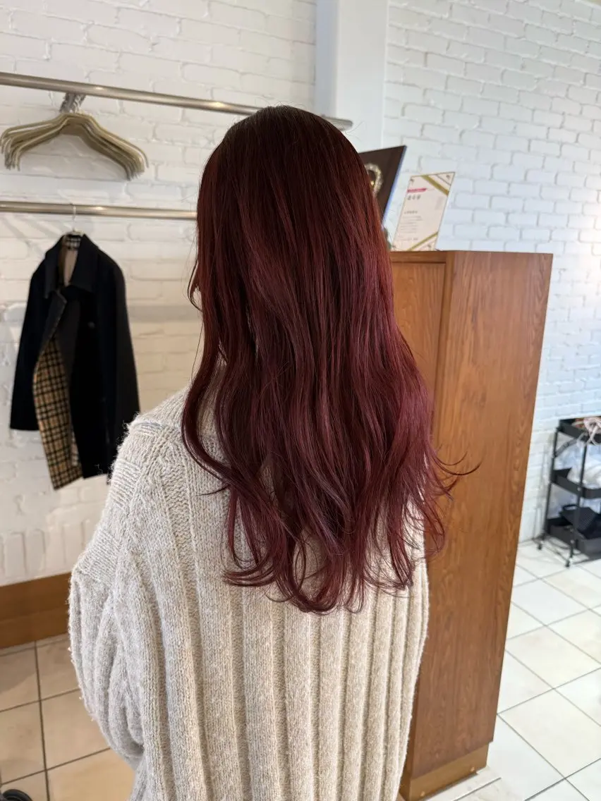 ロング ピンクラベンダー 🌟デザインカラー 🌟コノミ🌟のヘアスタイル