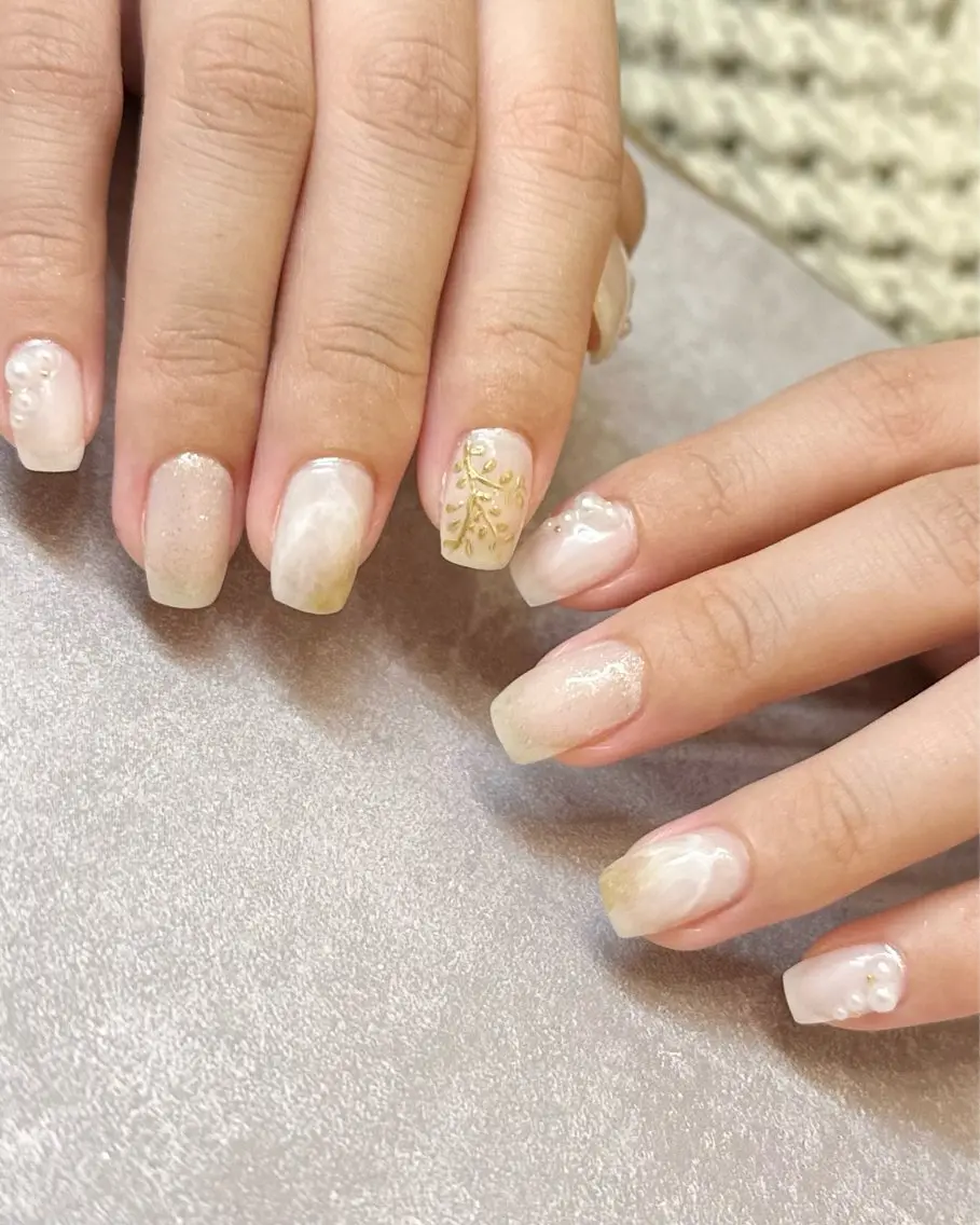 ネイル komorebi. 小峯 真実のネイルデザイン