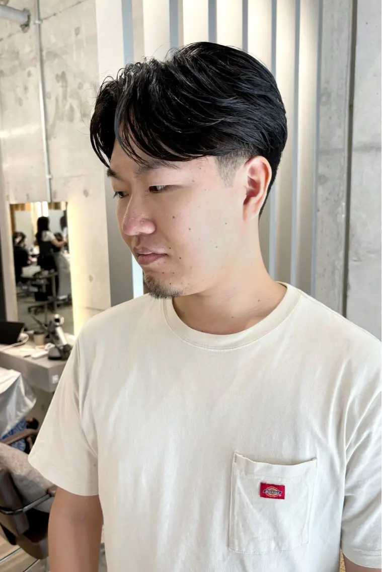 ショート パーマ 縮毛矯正 カット 縮毛矯正 【メンズ縮毛矯正】 FILMS  軍司のヘアスタイル