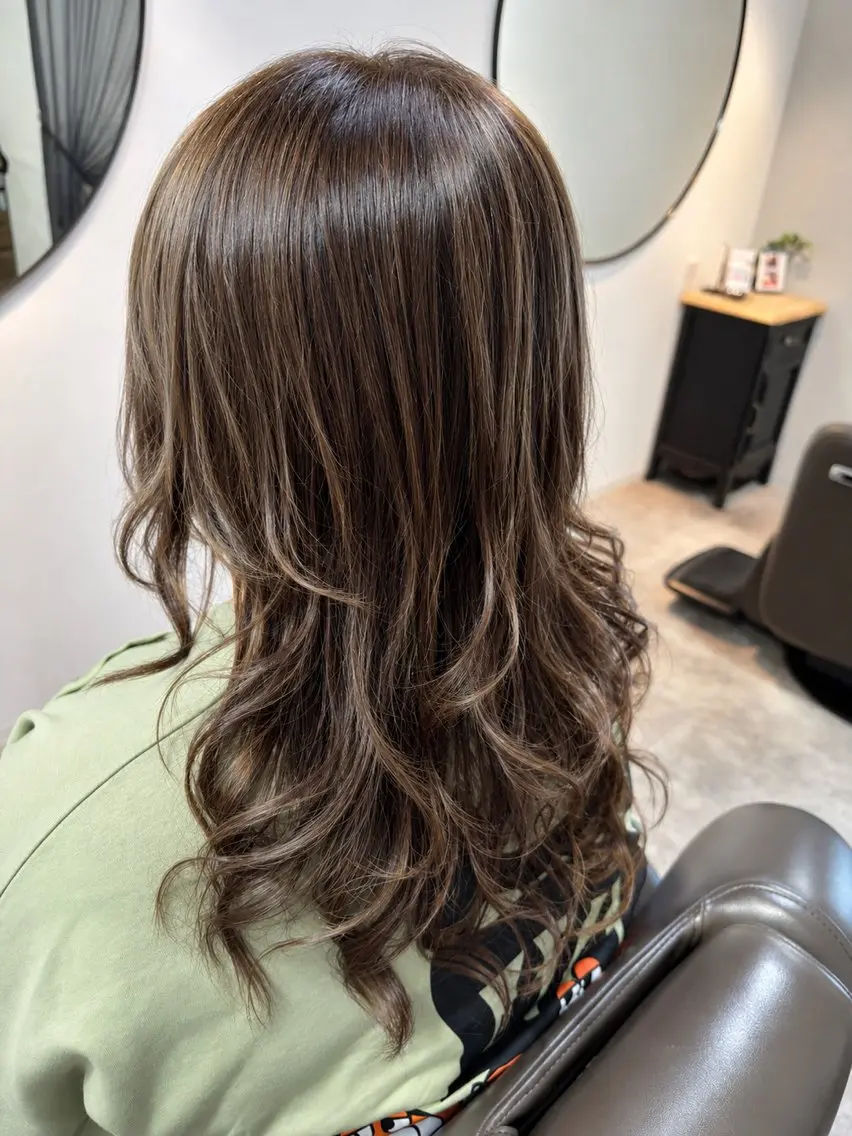 セミロング aioon吉田 正輝のヘアスタイル