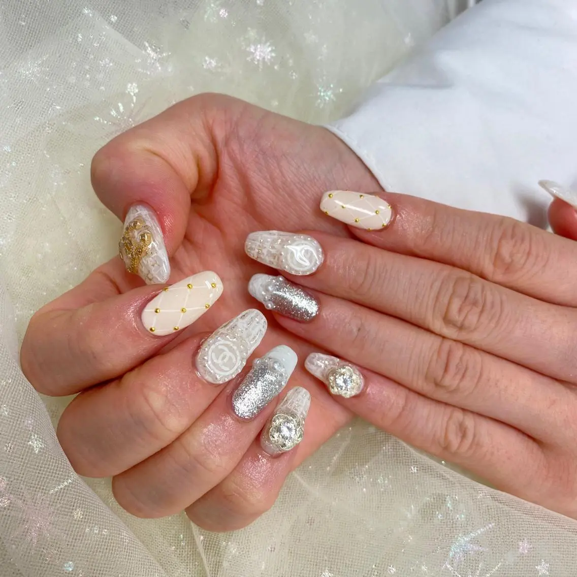 ネイル ハンドネイル Queens ciciのネイルデザイン