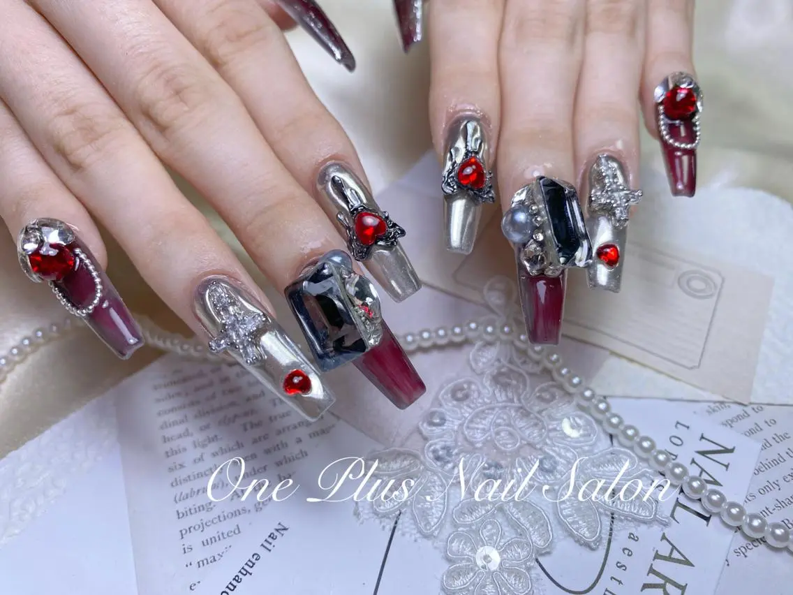 ネイル One Plus Nail Salonのネイルデザイン