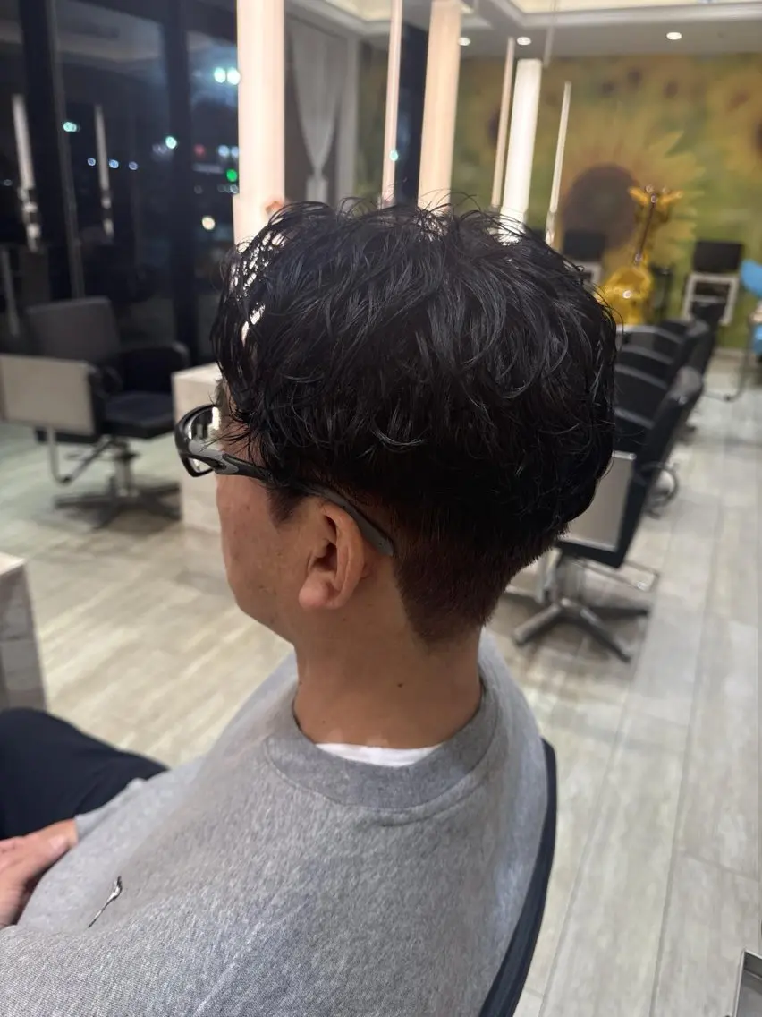 ショート カット パーマ NYNY四條畷 嶌野衣純のヘアスタイル