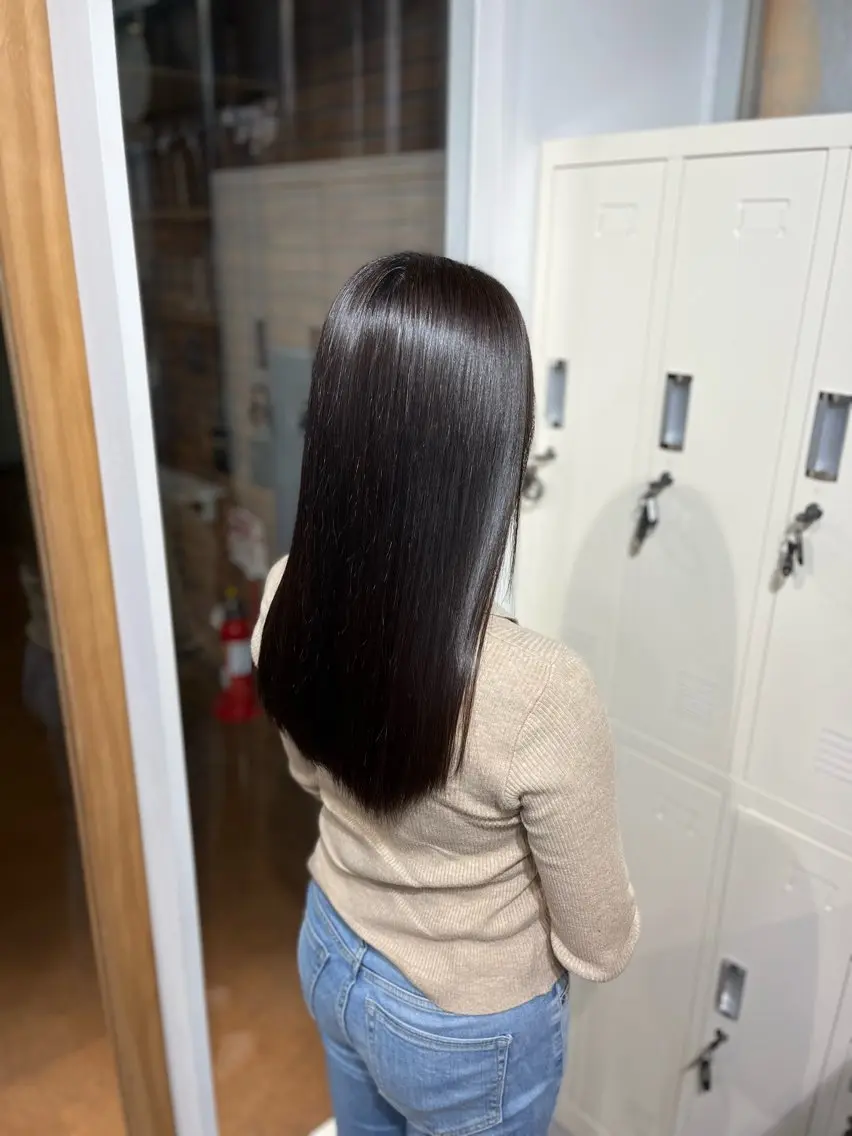 ロング 冨田 悠稀/ 髪質改善カラー🫧のヘアスタイル