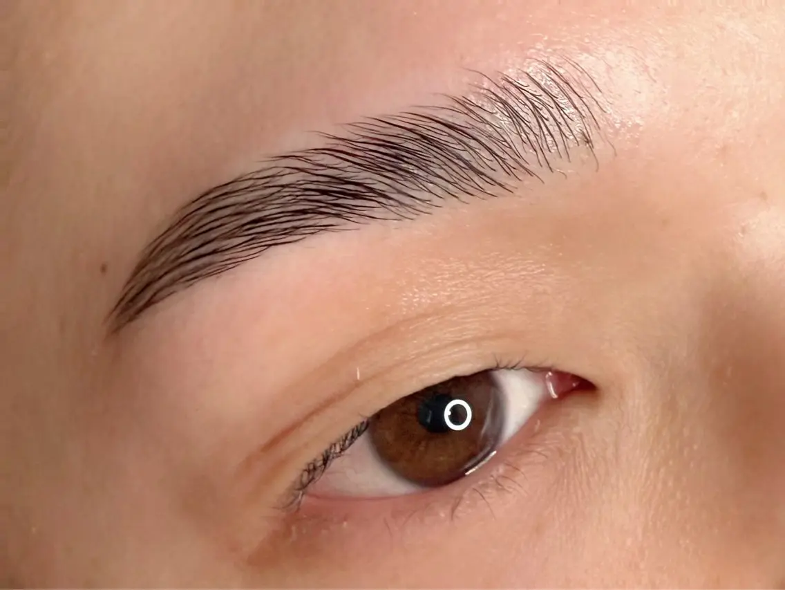 アイブロウ メンズアイブロウ 眉毛ワックス脱毛 FAXIA Mihoのマツエク・マツパデザイン