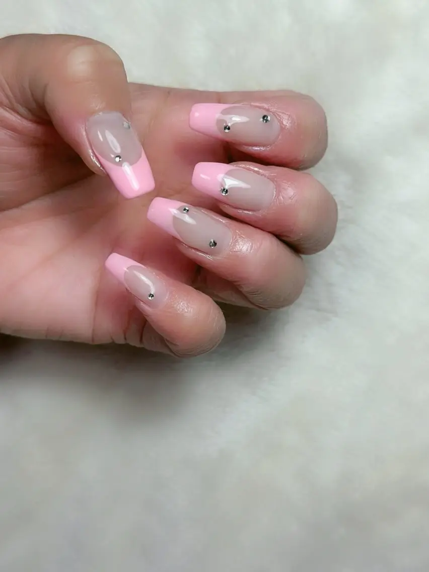 【Hand】フレンチネイル(オフ,ケア込)の写真
