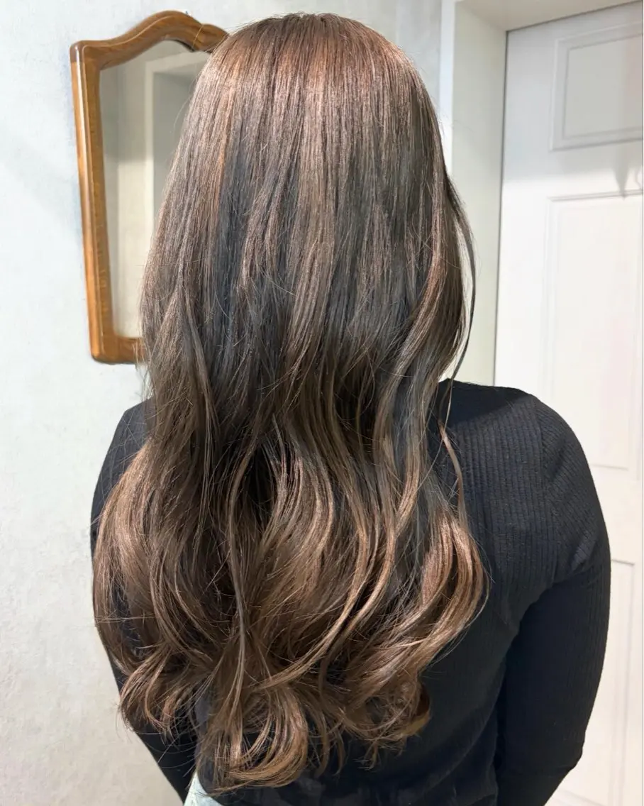 ロング カラー ブラウンカラー ヘアカラー 透明感カラー🫧🎀 まりなのマツエク・マツパデザイン