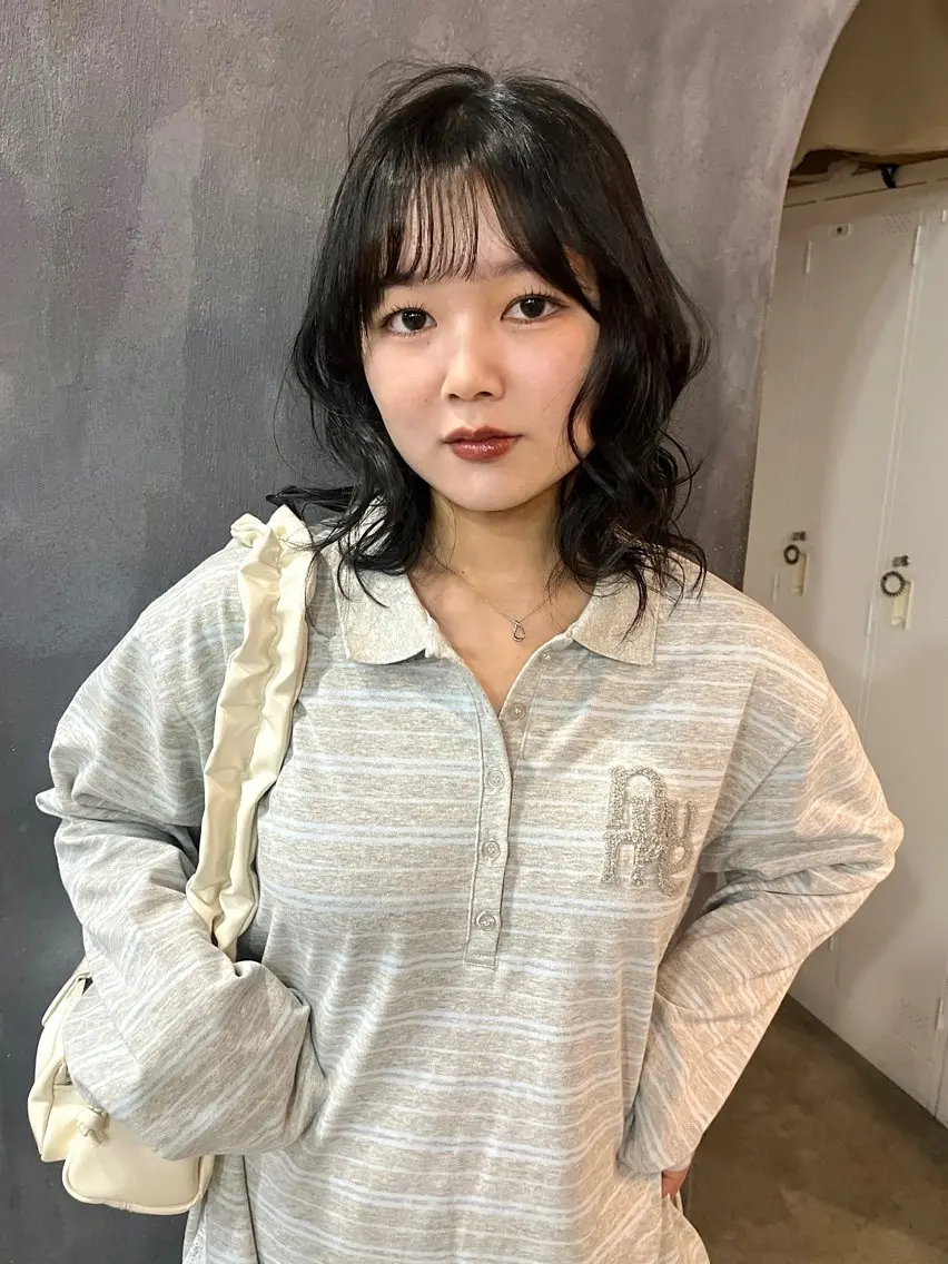 ミディアム カラー loty _nanamiのヘアスタイル