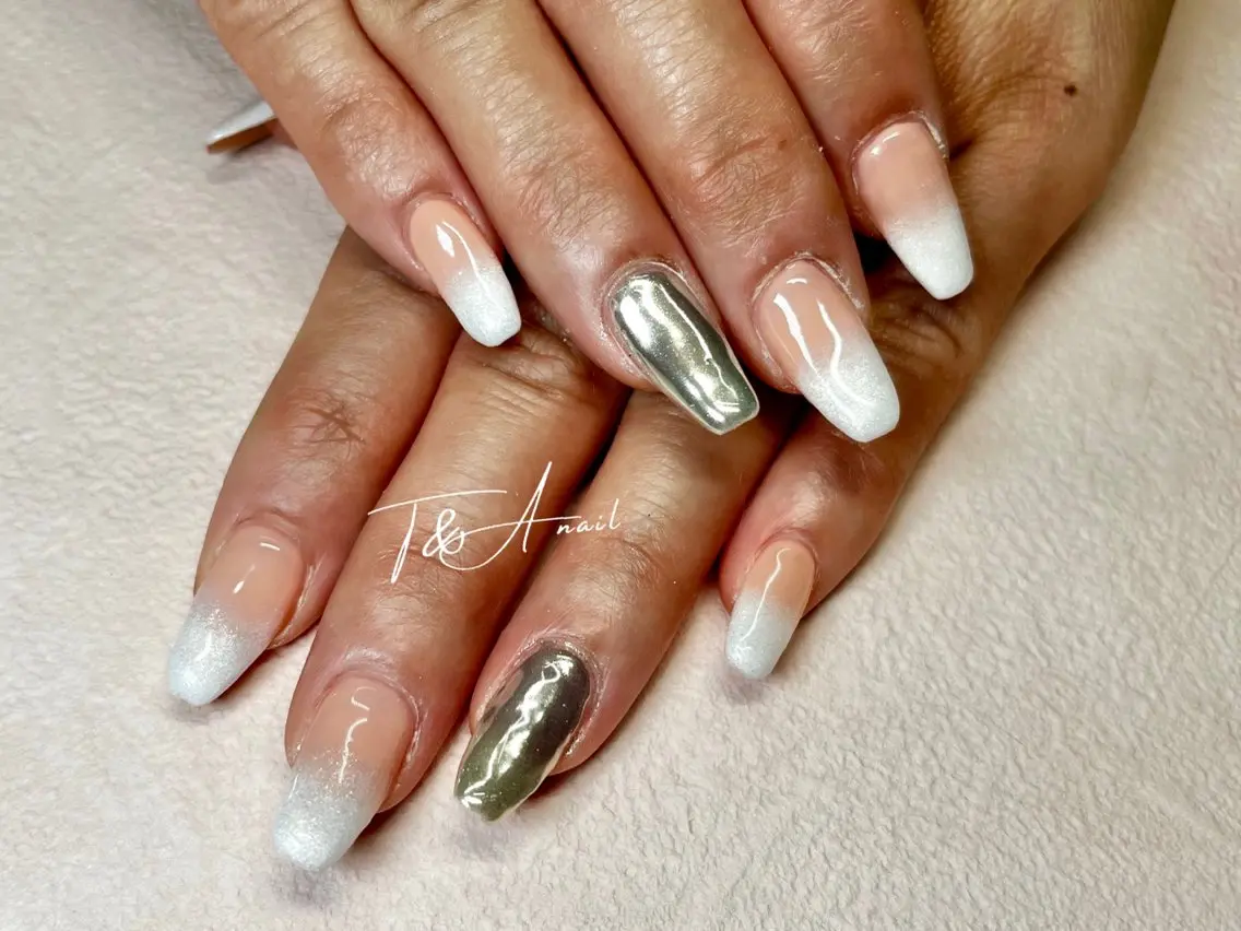 ネイル ジェルネイル グラデーション ラメ(グリッター) ラメグラデーション スカルプネイル T&A nailのネイルデザイン