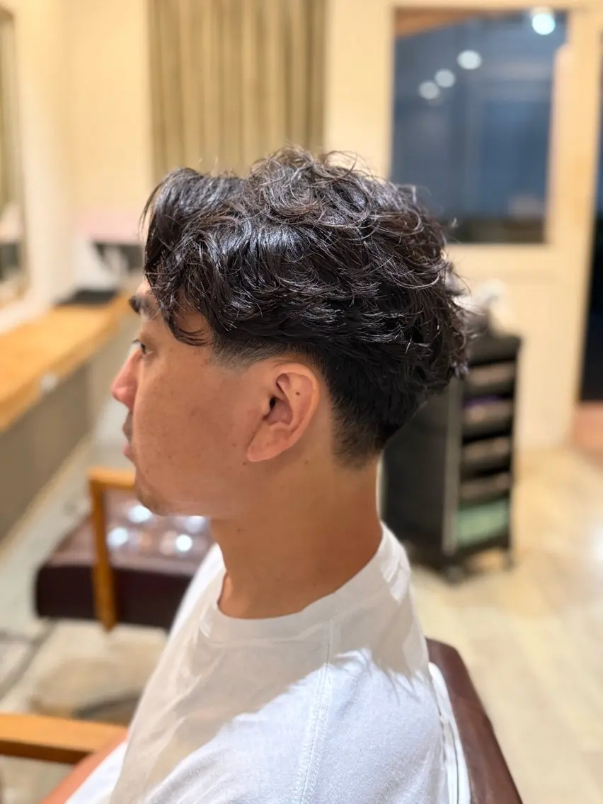 パーマ メンズ メンズパーマ カット パーマ 深田 聡太のヘアスタイル