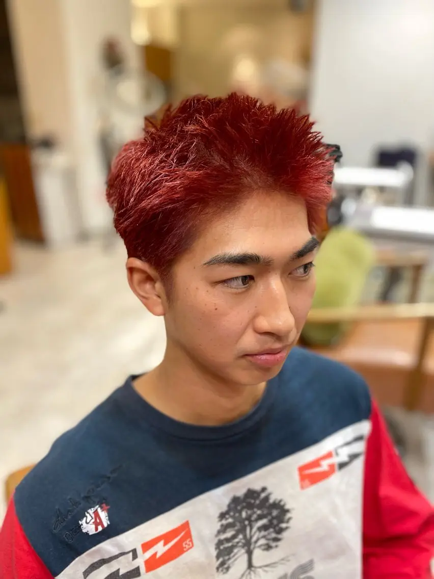 ショート カラー メンズ オレンジ オレンジレッド レッドカラー 田崎 暁大のヘアスタイル