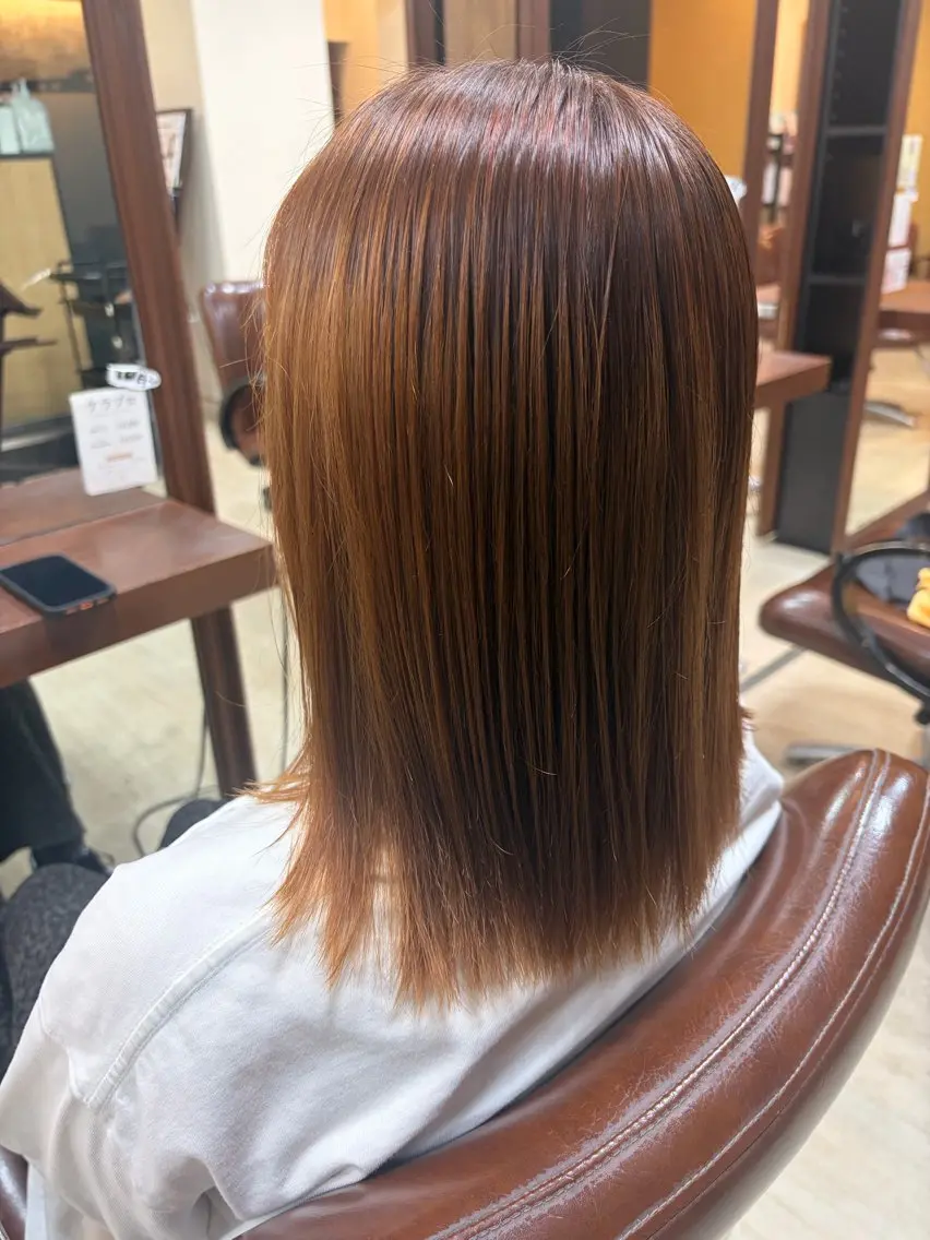 ミディアム カラー ブラウンカラー オレンジ オレンジブラウン ヘアカラー 西村 瑠菜のヘアスタイル
