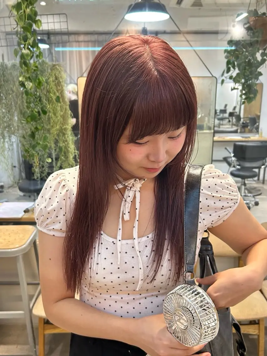 カラー lomalia moekaのヘアスタイル