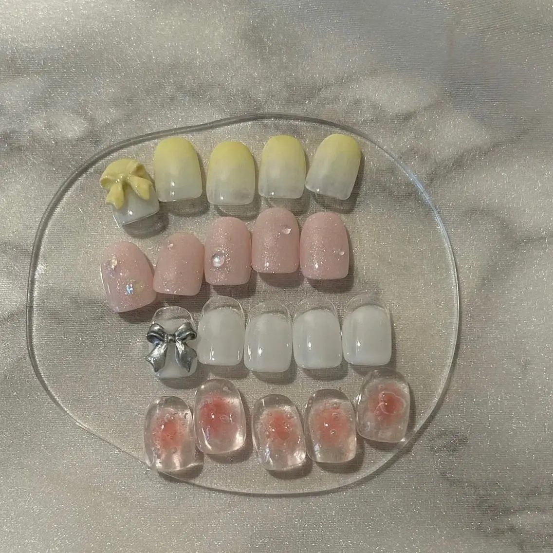 ネイル オーロラネイル チークネイル クリアネイル フレンチネイル ガーリー ハンドネイル ハンドケア lylynail YUUKAのネイルデザイン
