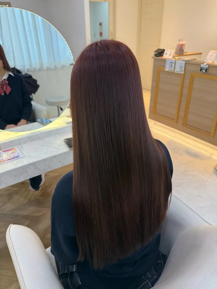 ロング ヘアカラー 小林 美月  透明感カラーのヘアスタイル