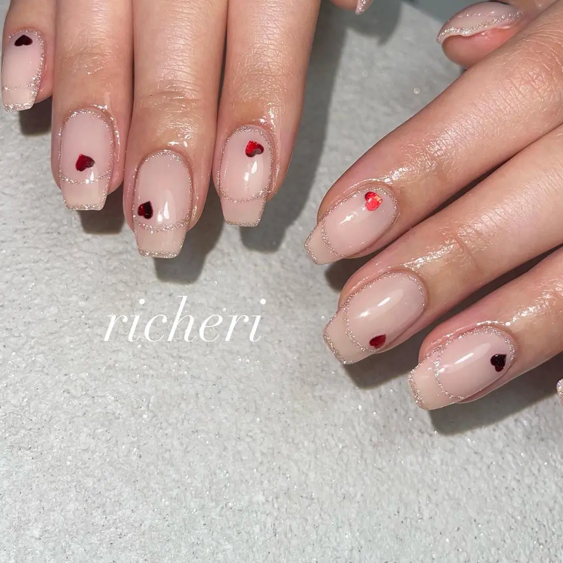 ミディアム ネイル 韓国風ヘア アートネイル フラッシュネイル フレンチネイル ジェルネイル richeri beautyのエステ・リラクイメージ