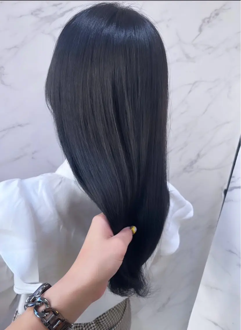 セミロング カラー ヘアカラー トリートメント 山本美月🌈艶カラー 🌈暖色カラー🌈のヘアスタイル