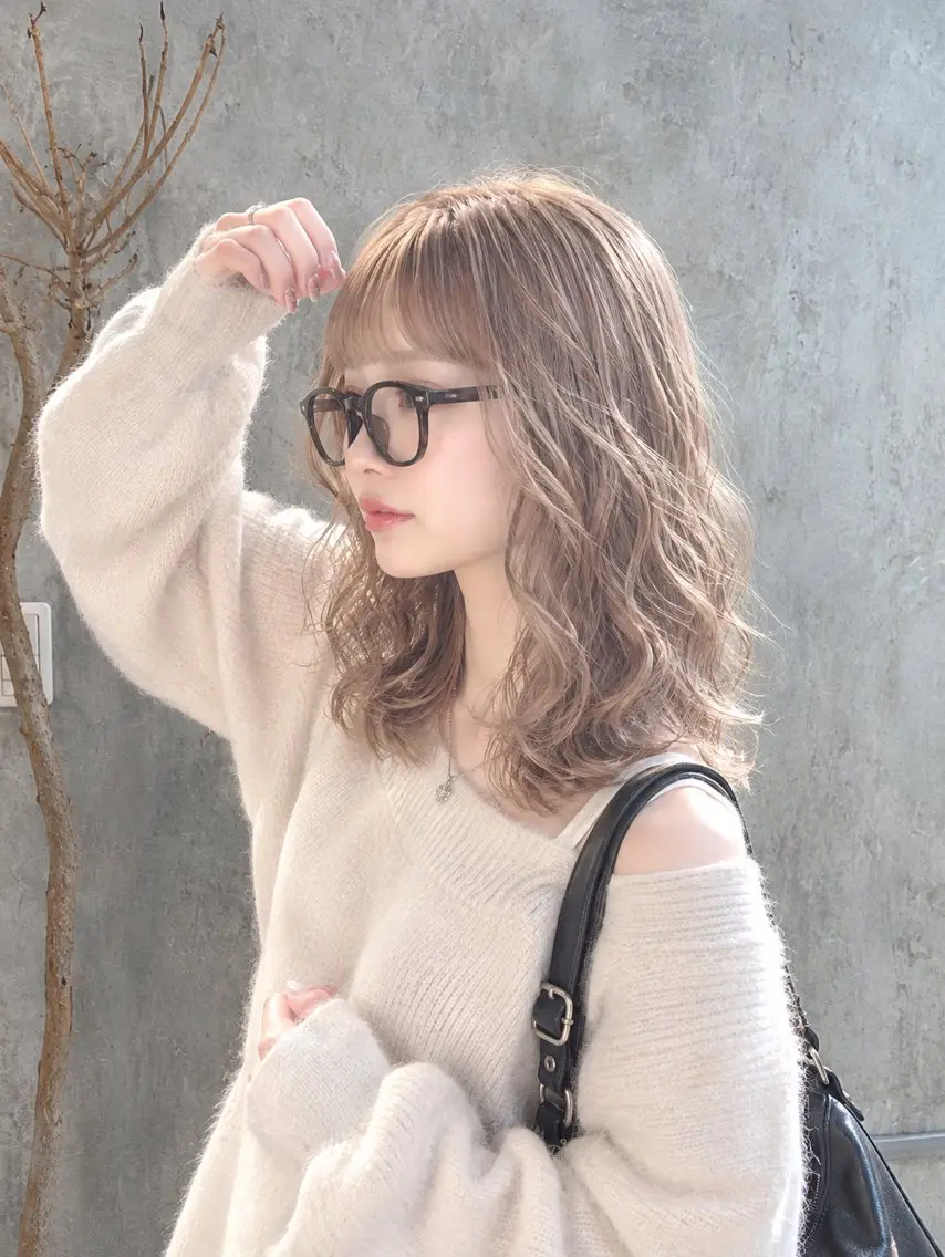 《毎朝のセット楽にしたい方》カット＋パーマ+コーティングトリートメントの写真