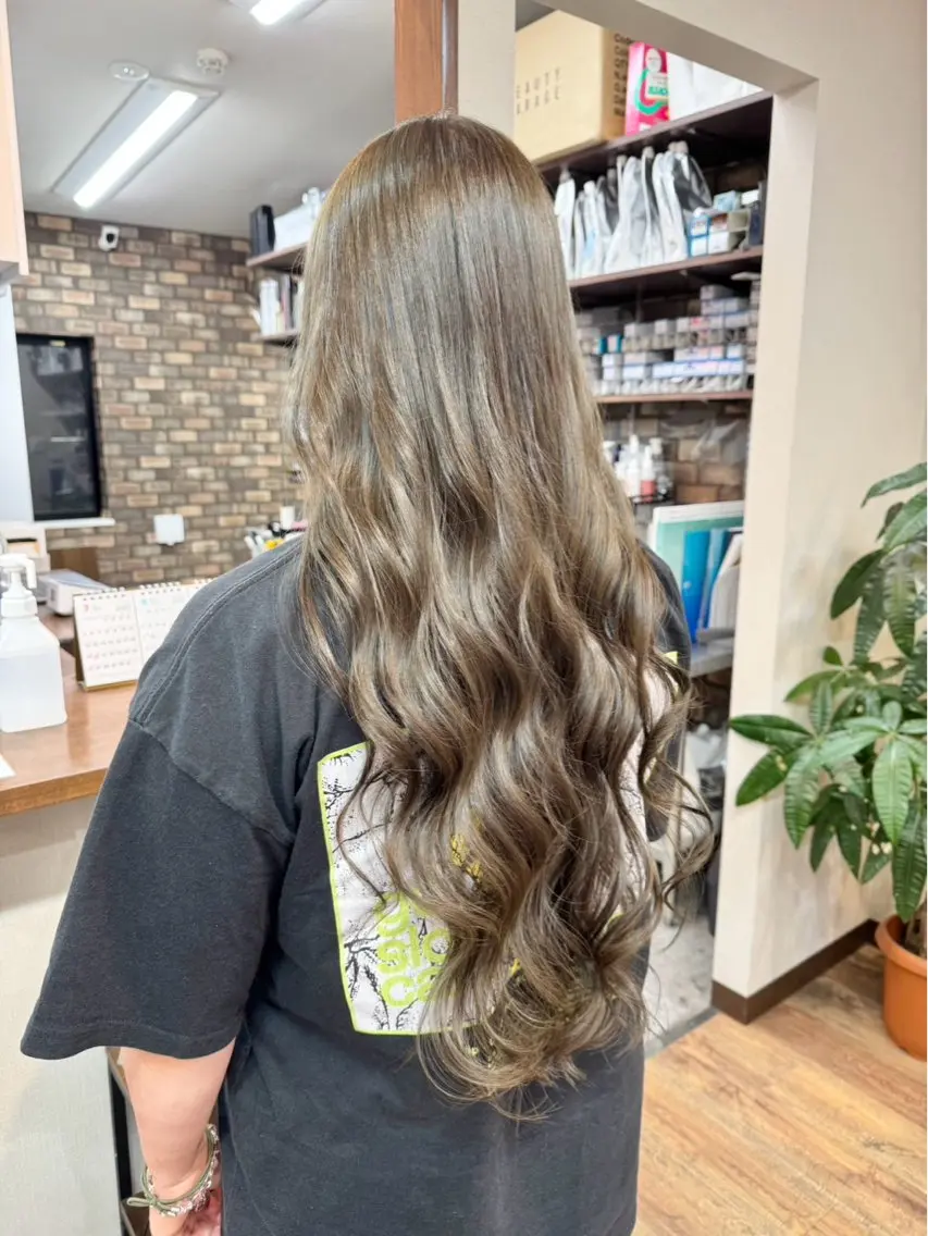 ロング 本橋 叶愛のヘアスタイル