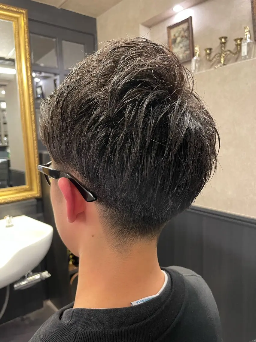 ショート メンズ SAKI SAKIのヘアスタイル