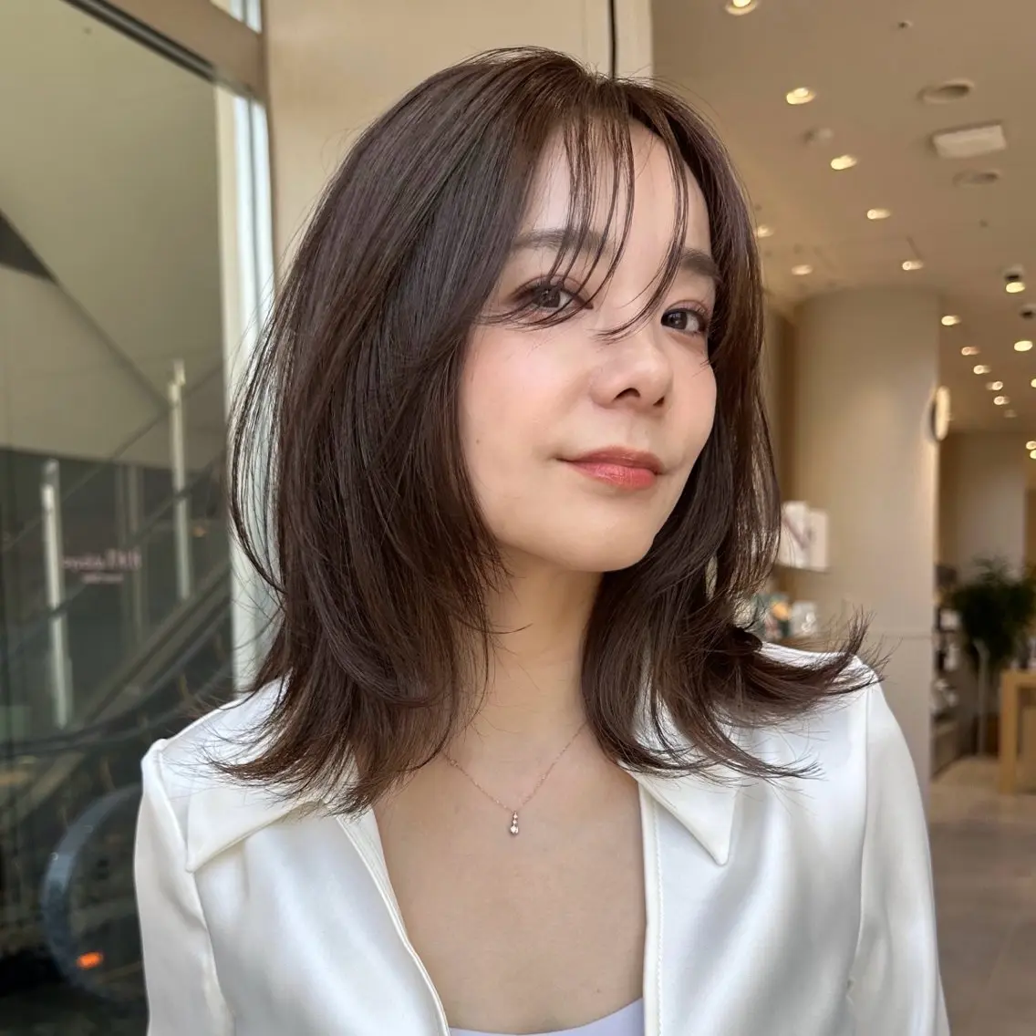 カラー 透明感カラー グレージュ カット ヘアカラー トリートメント 髪質改善🪄 イルミナカラー岩谷のヘアスタイル